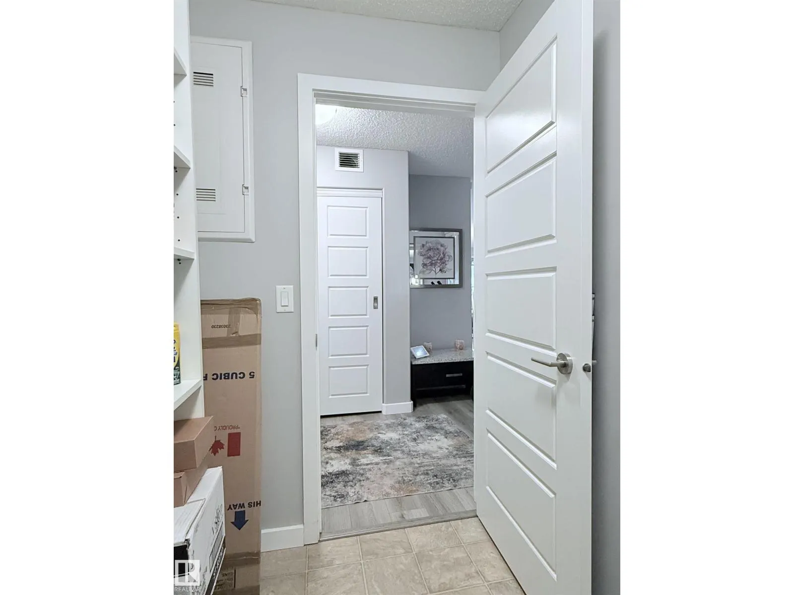 #104 14808 125 ST NW