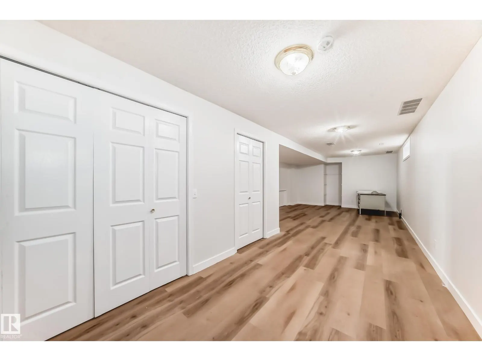 1141 60 ST NW