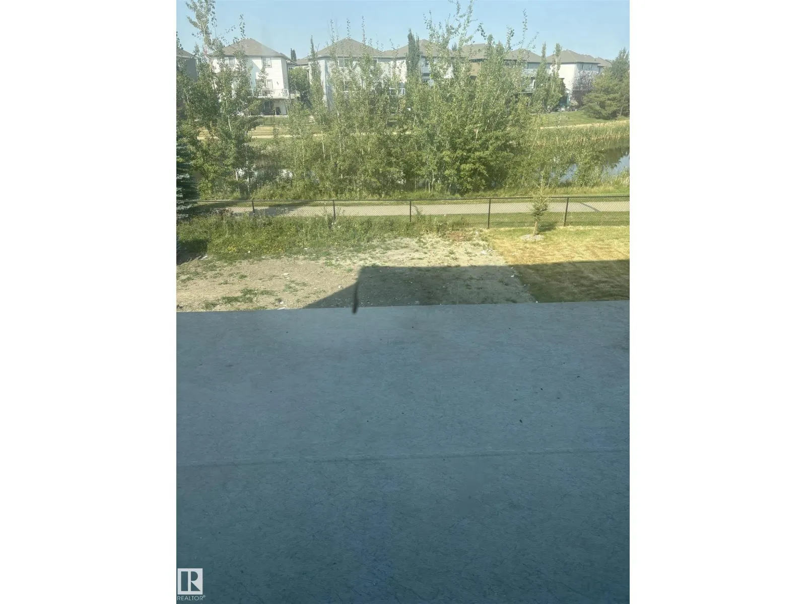 160 EDGEWATER CI