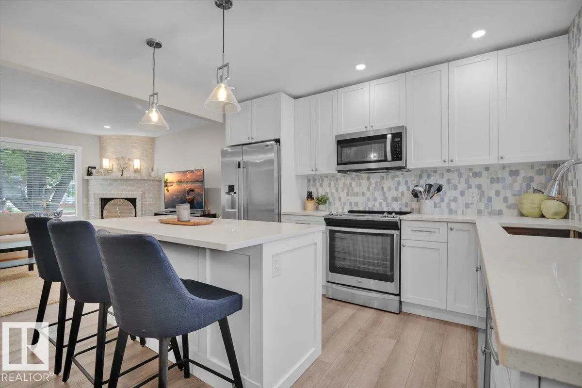 34 STARLING DR