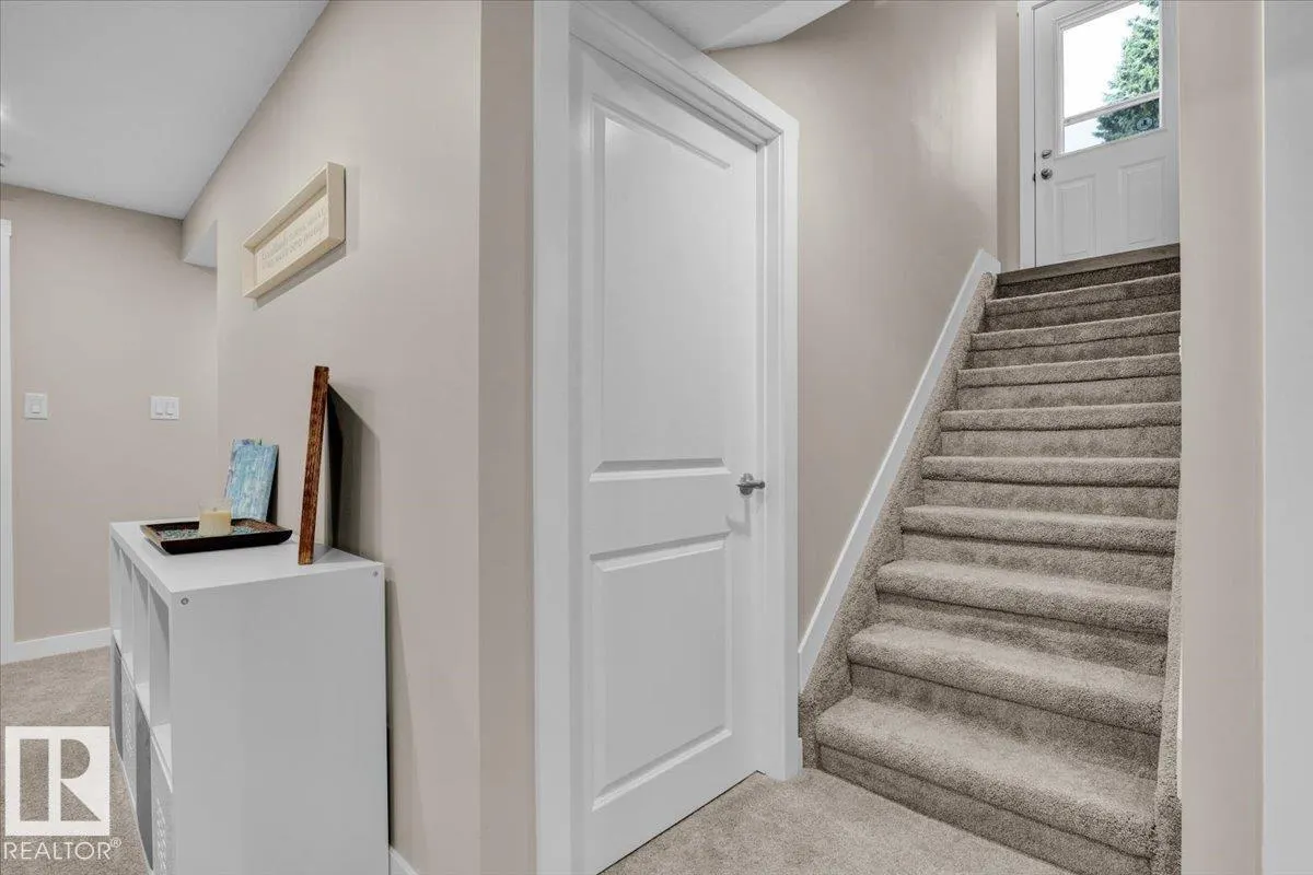 34 STARLING DR