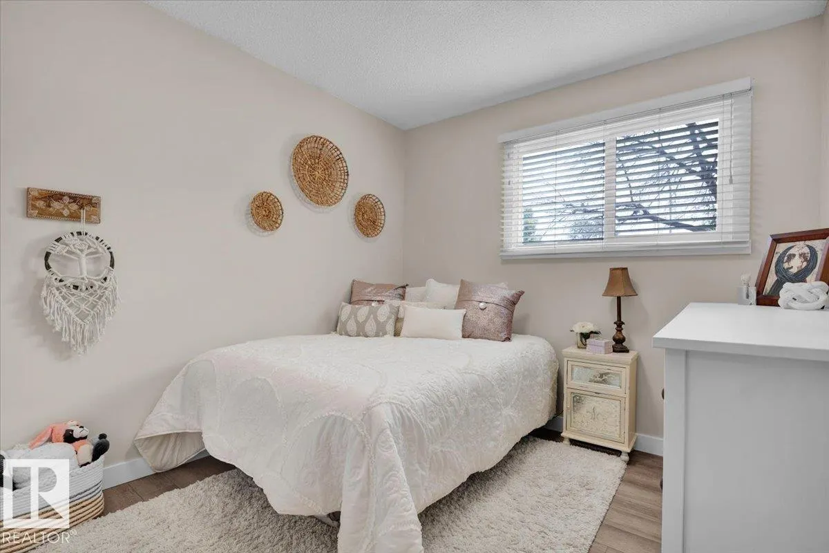 34 STARLING DR