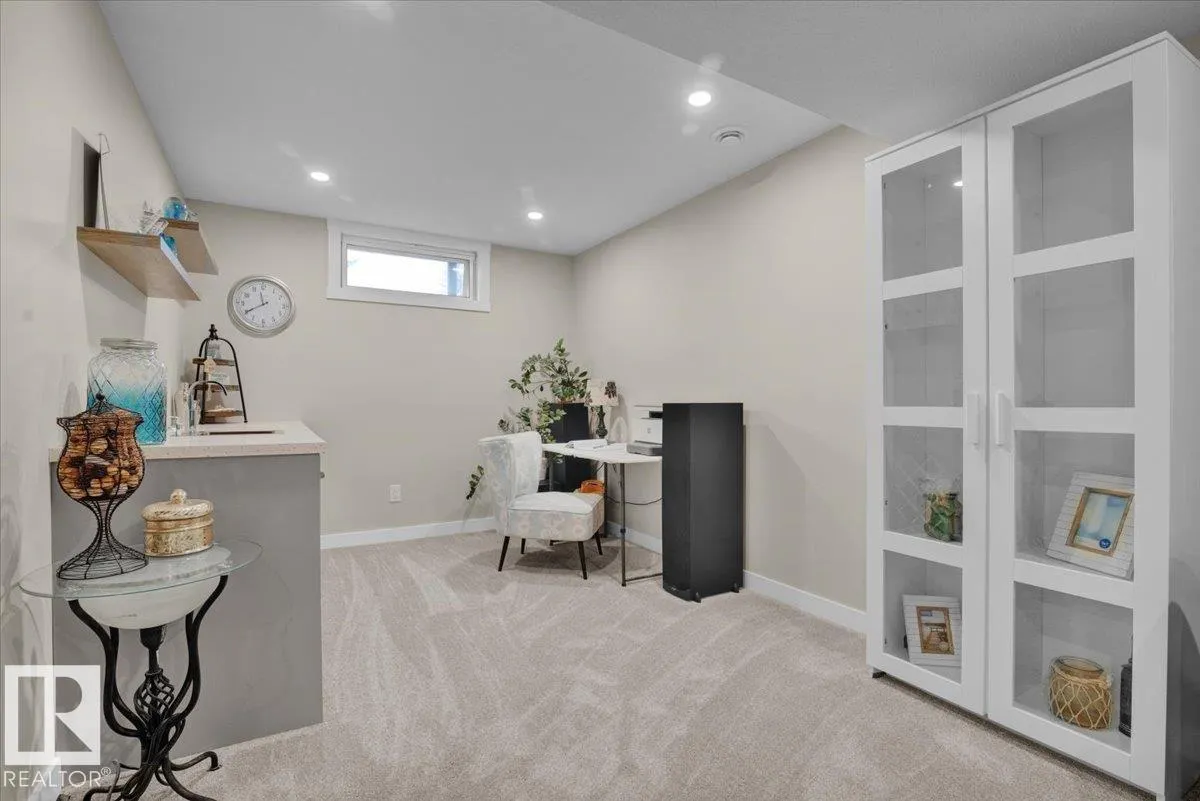 34 STARLING DR