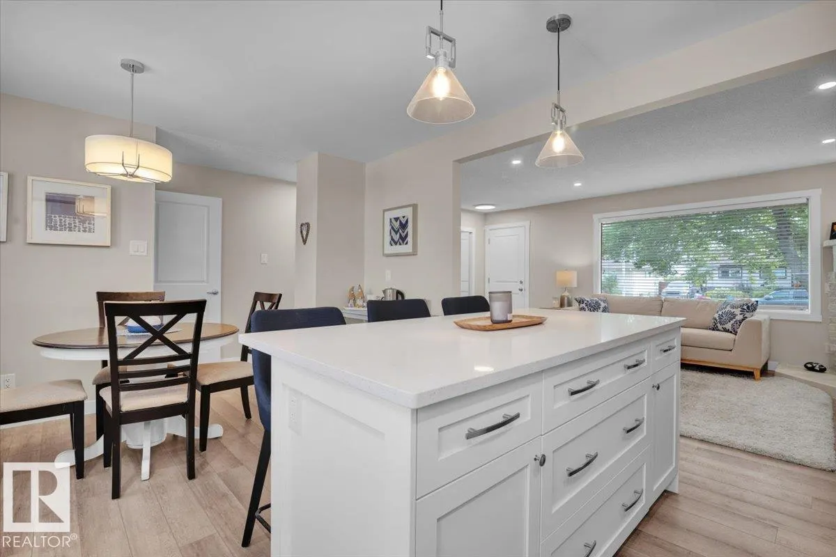 34 STARLING DR