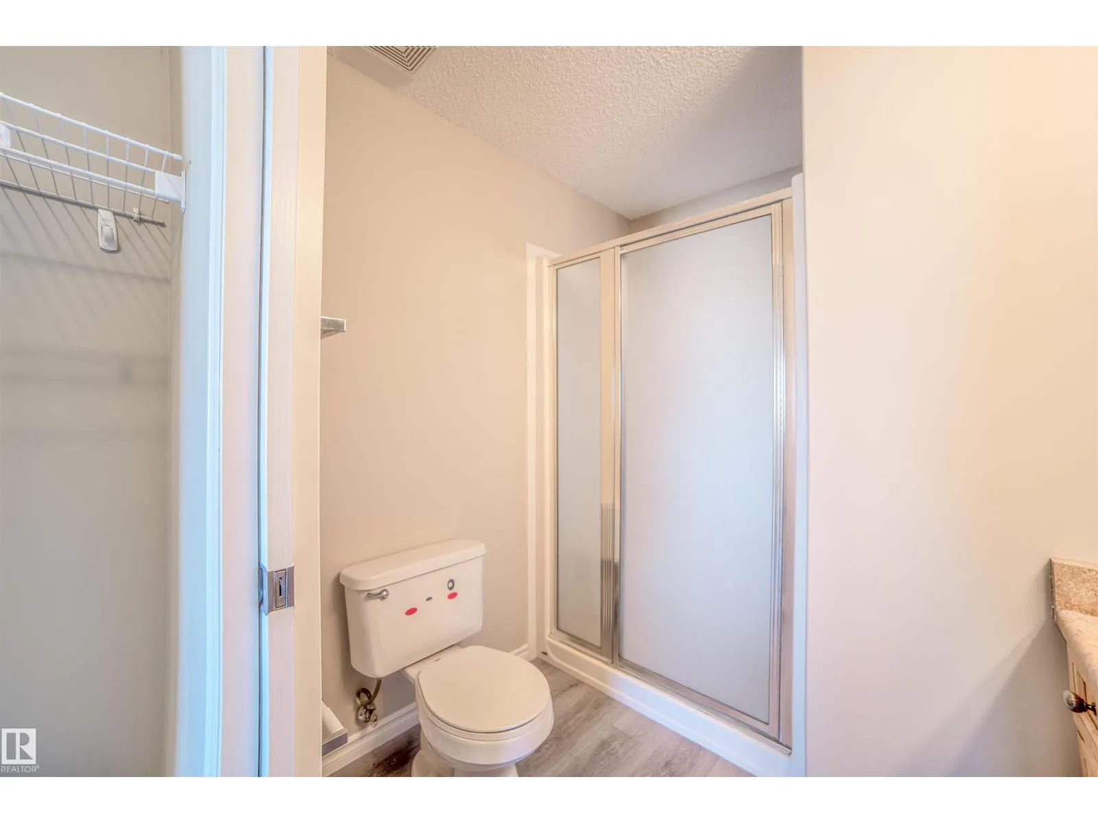 #435 16807 100 AV NW