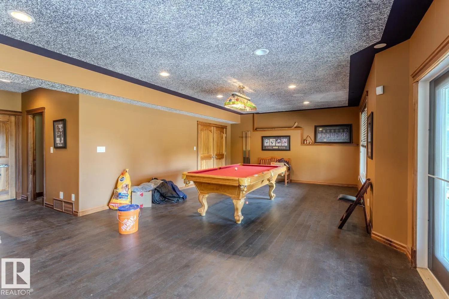 27510 HWY 37