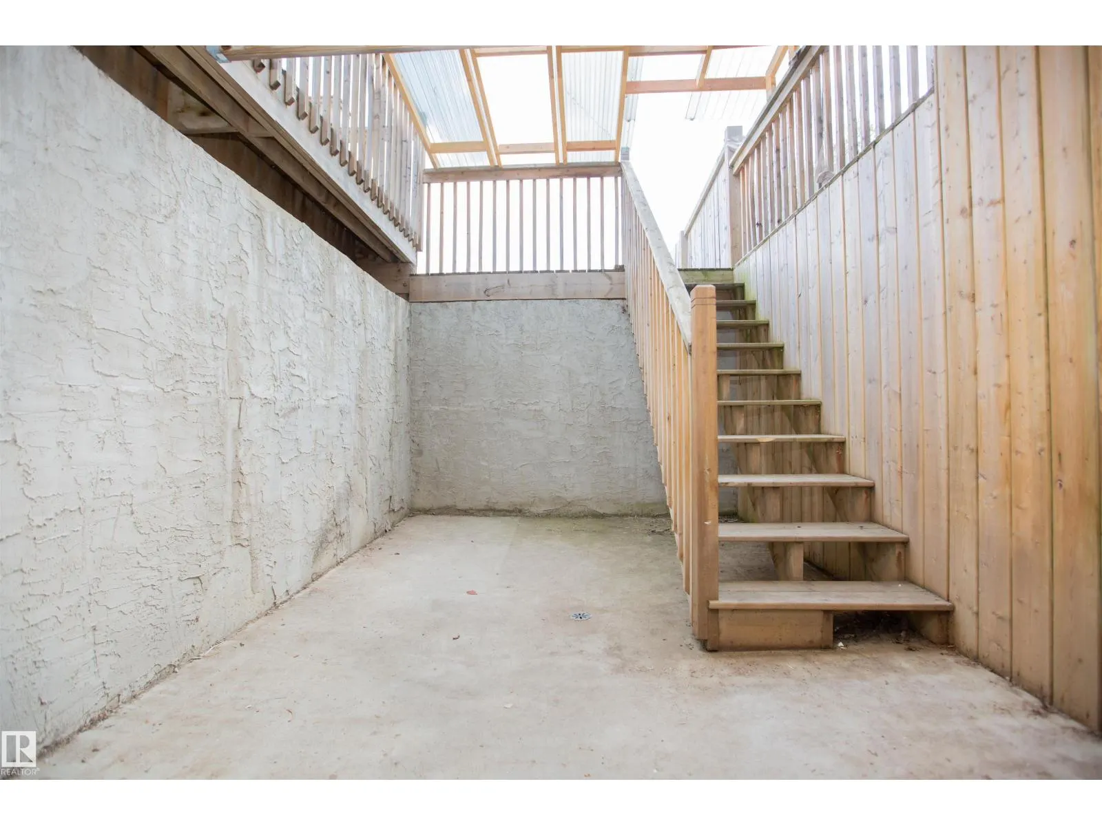 11215 125 ST NW