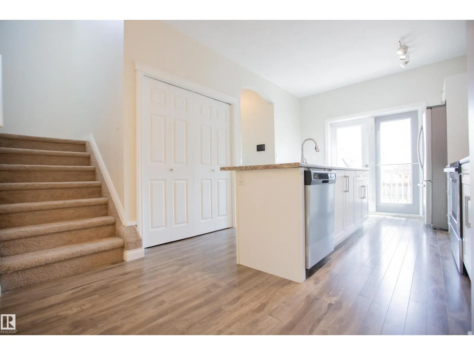 11215 125 ST NW