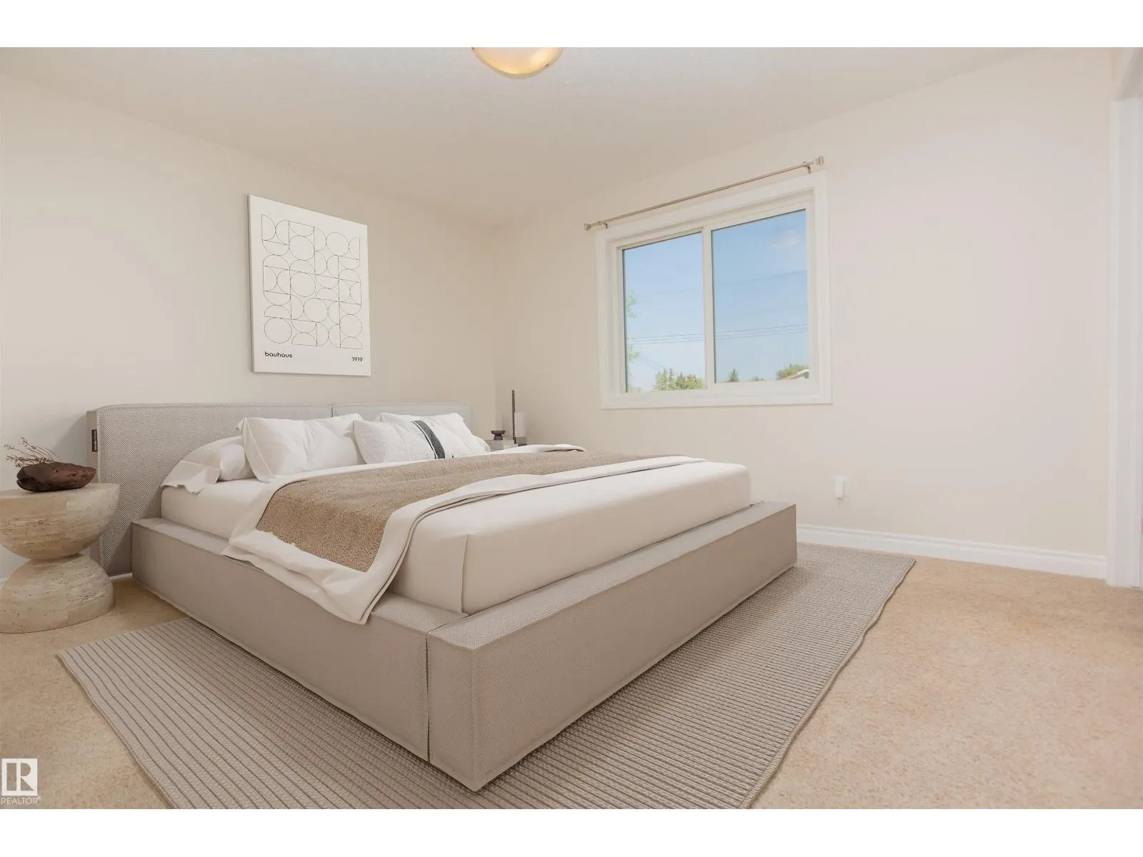 11215 125 ST NW