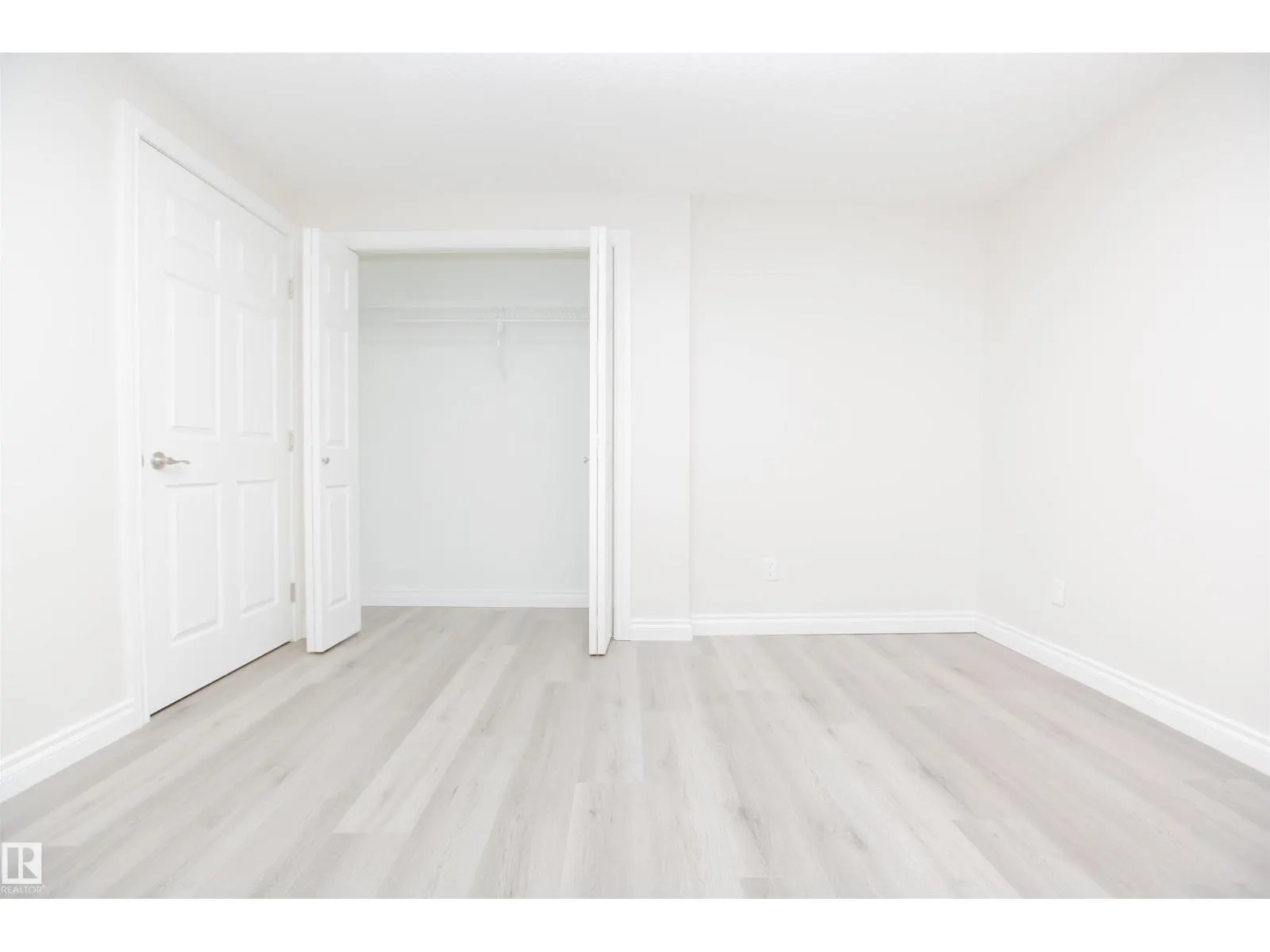 11215 125 ST NW
