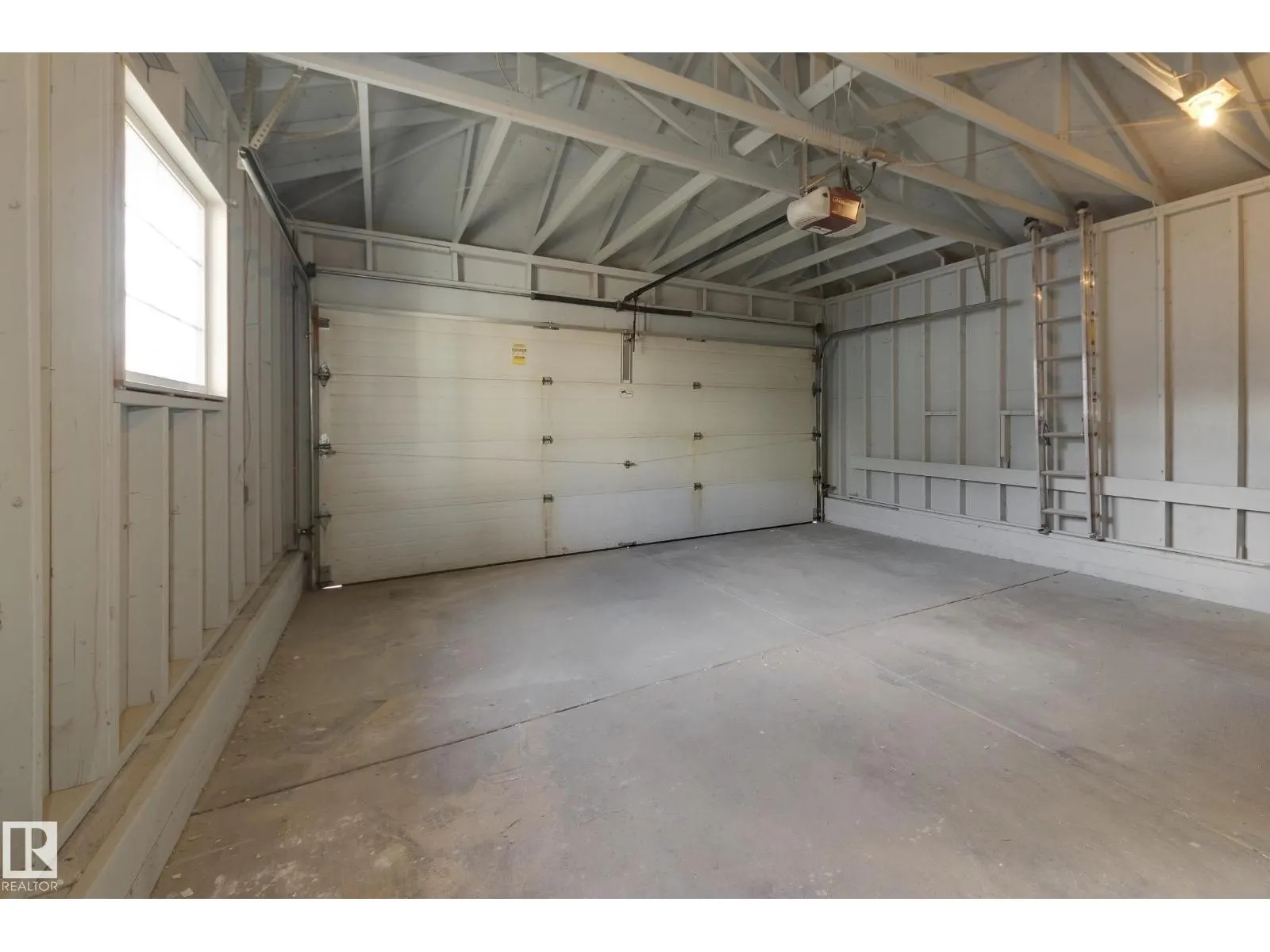 4147 37A AV NW