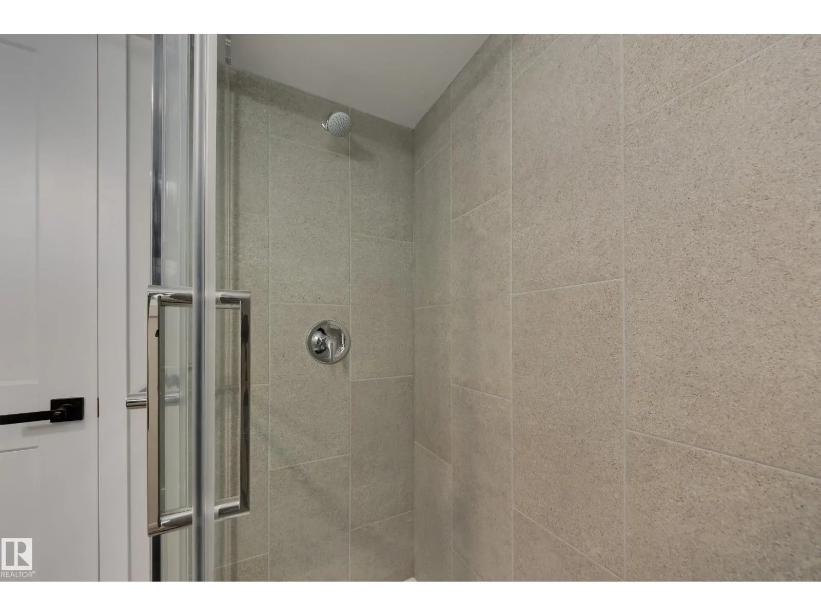 4147 37A AV NW