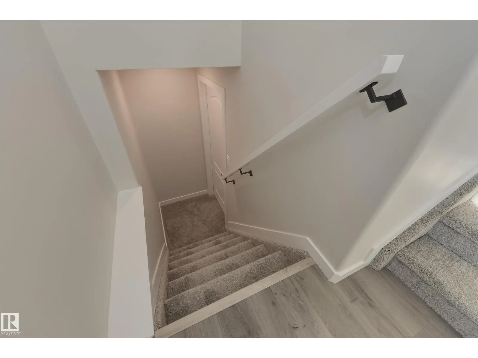 4147 37A AV NW