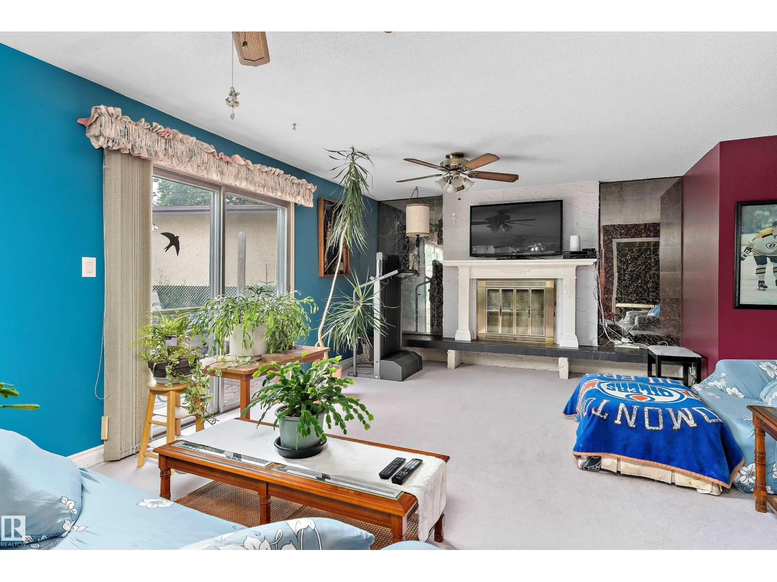 3443 87 ST NW