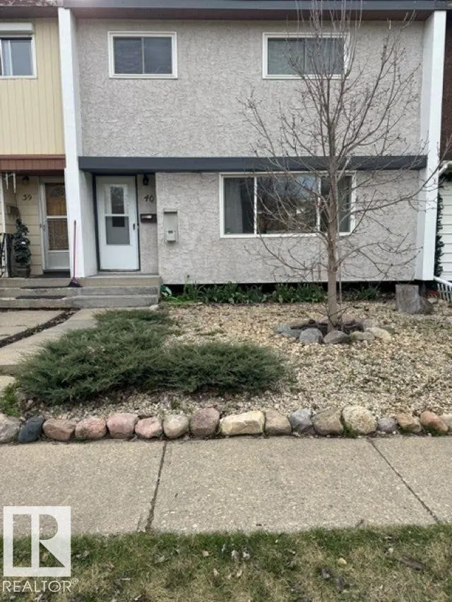40 GARDEN CR