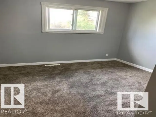 40 GARDEN CR