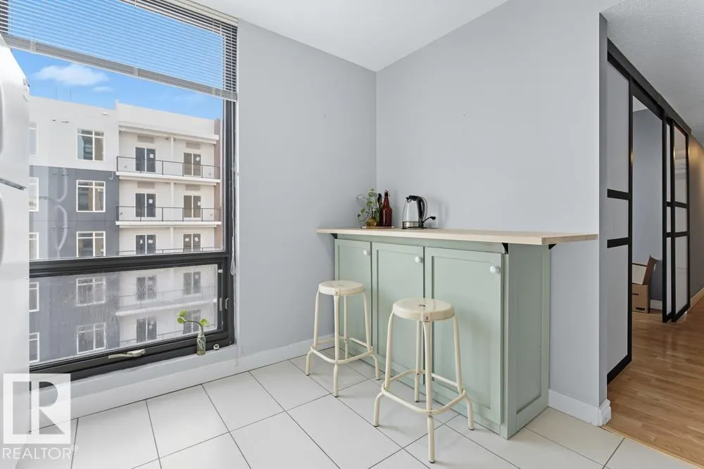 #504 10025 113 ST NW