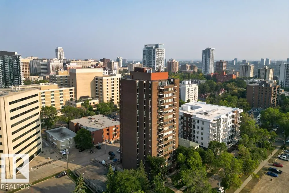 #504 10025 113 ST NW