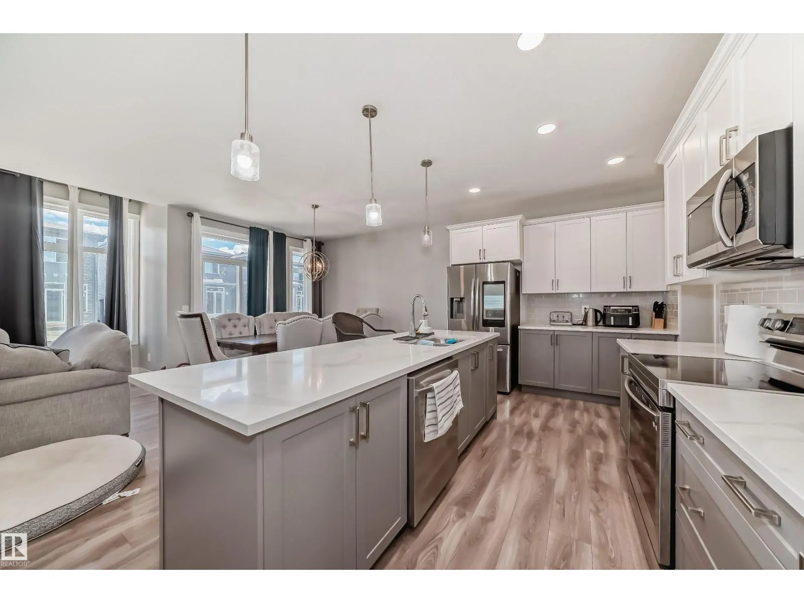 5611 KOOTOOK PL SW
