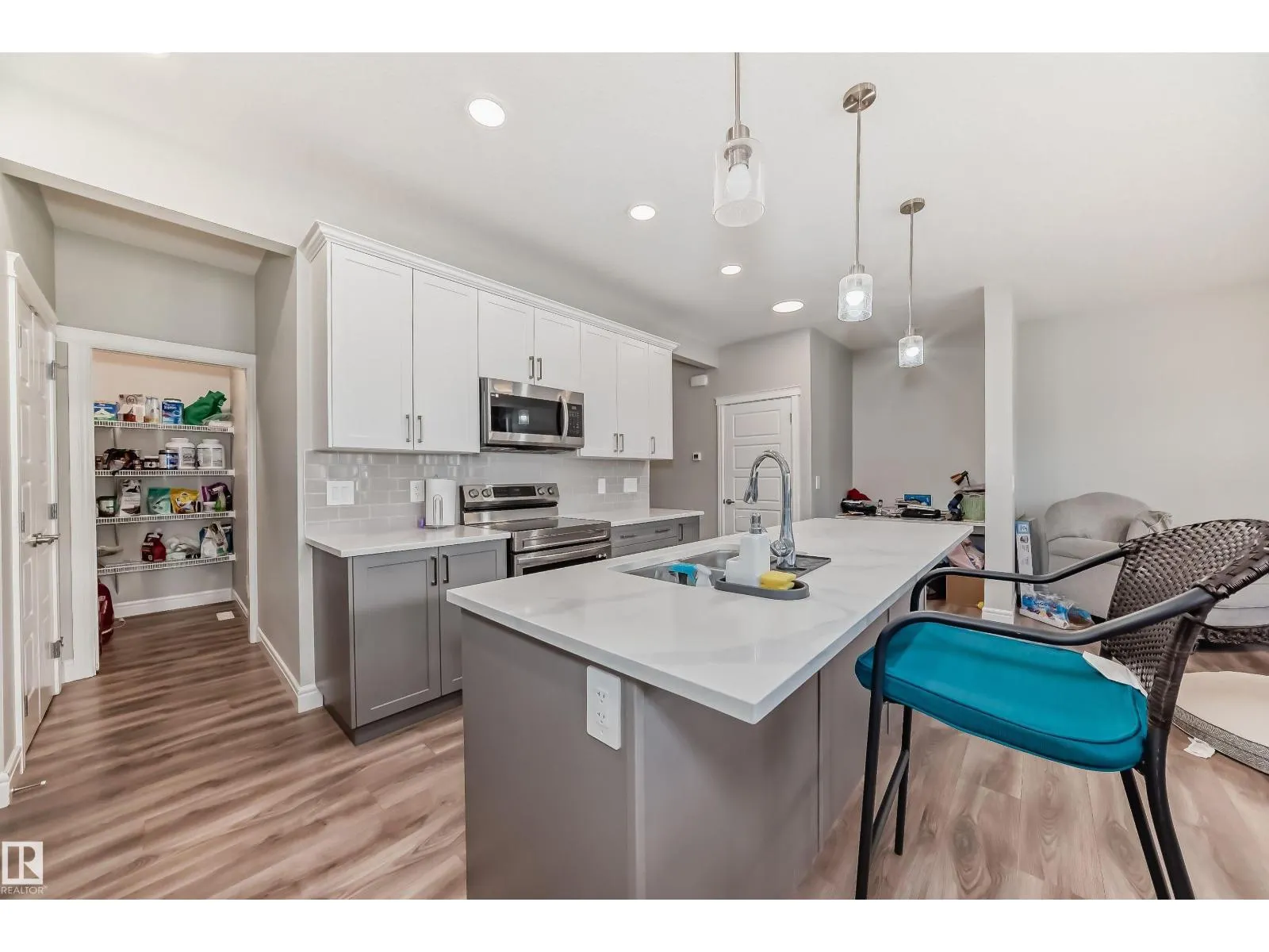 5611 KOOTOOK PL SW