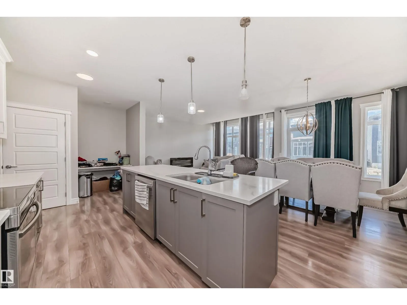 5611 KOOTOOK PL SW