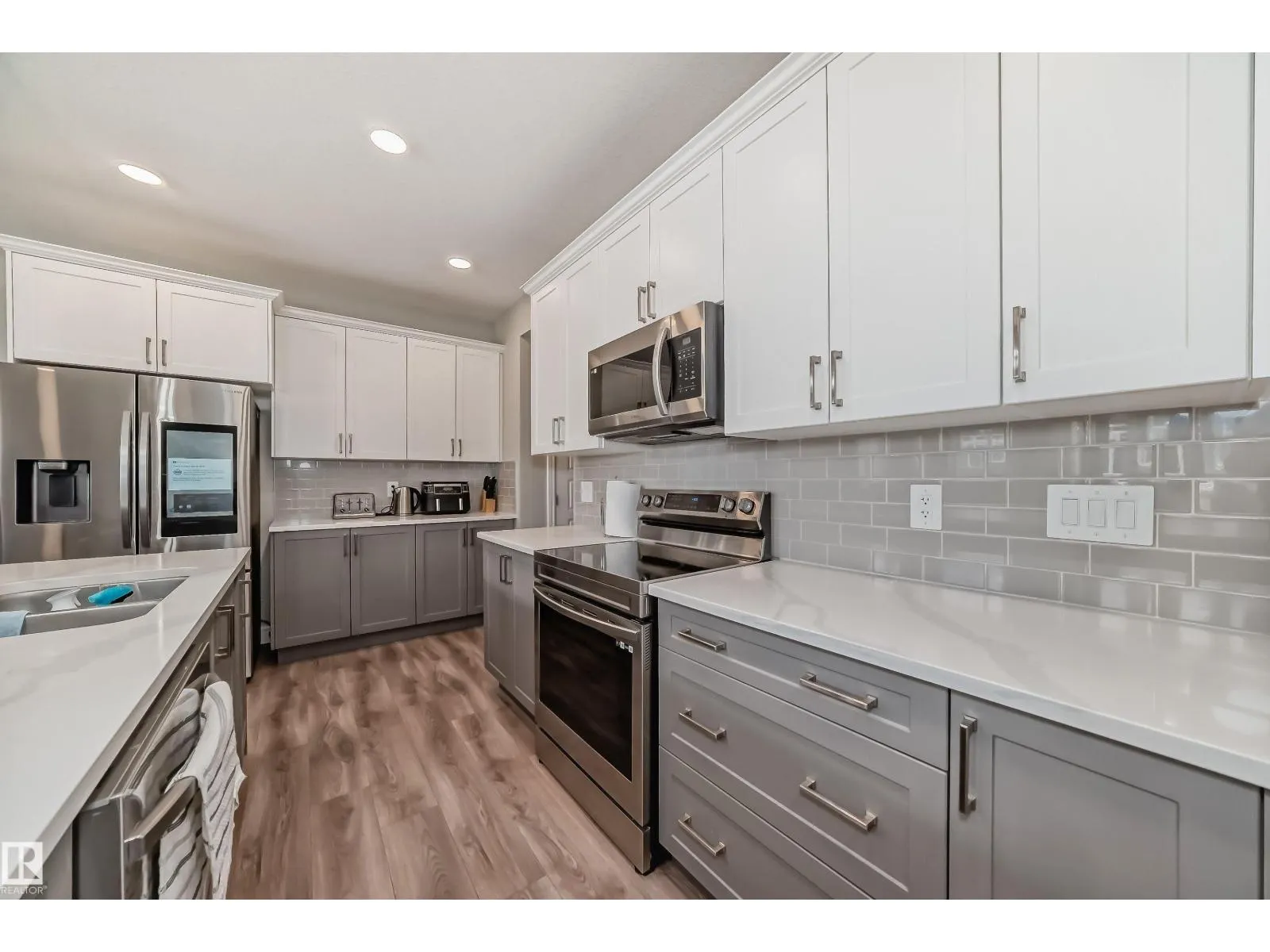 5611 KOOTOOK PL SW
