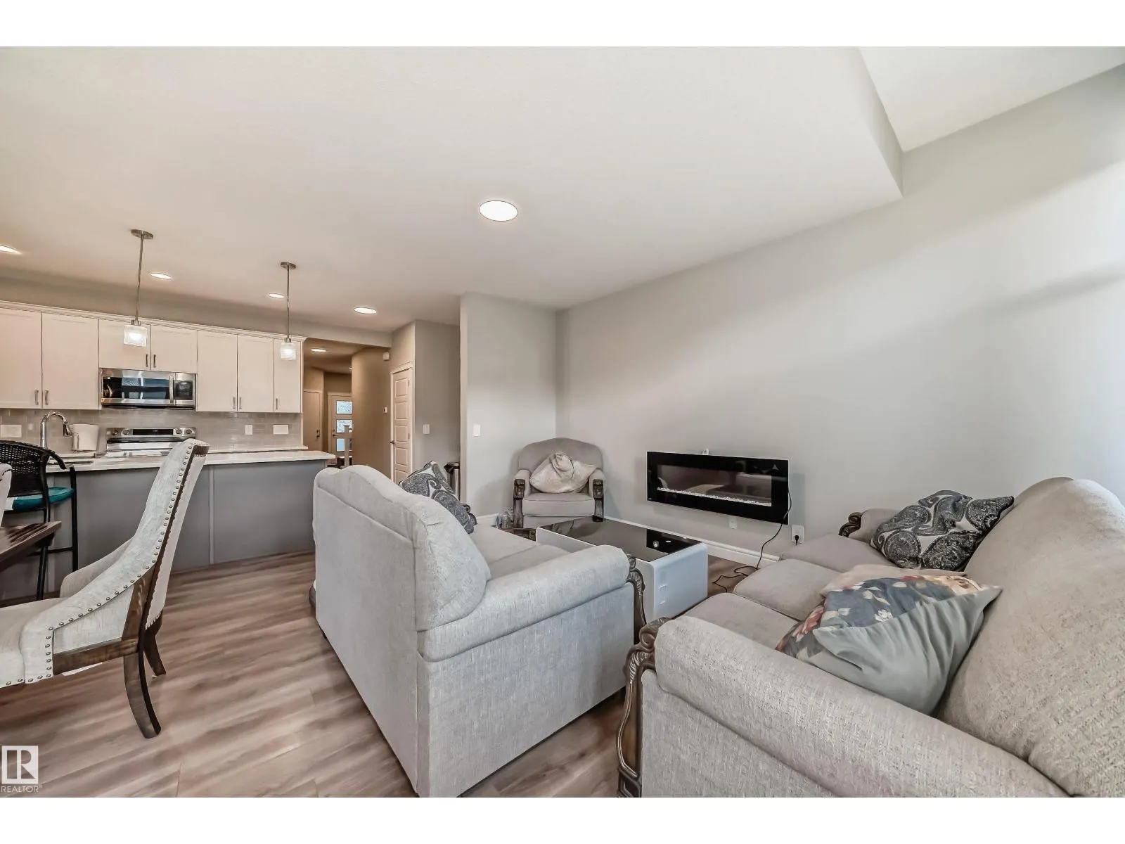 5611 KOOTOOK PL SW