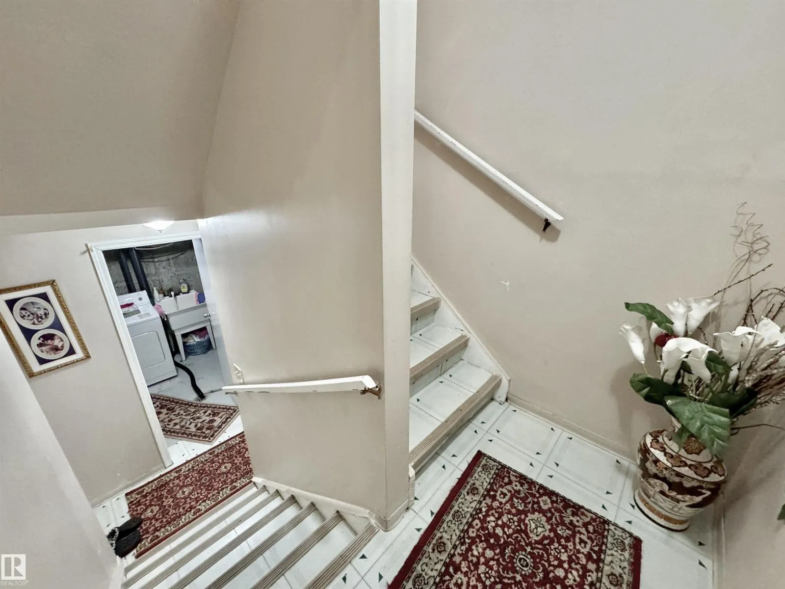 2303 139 AV NW
