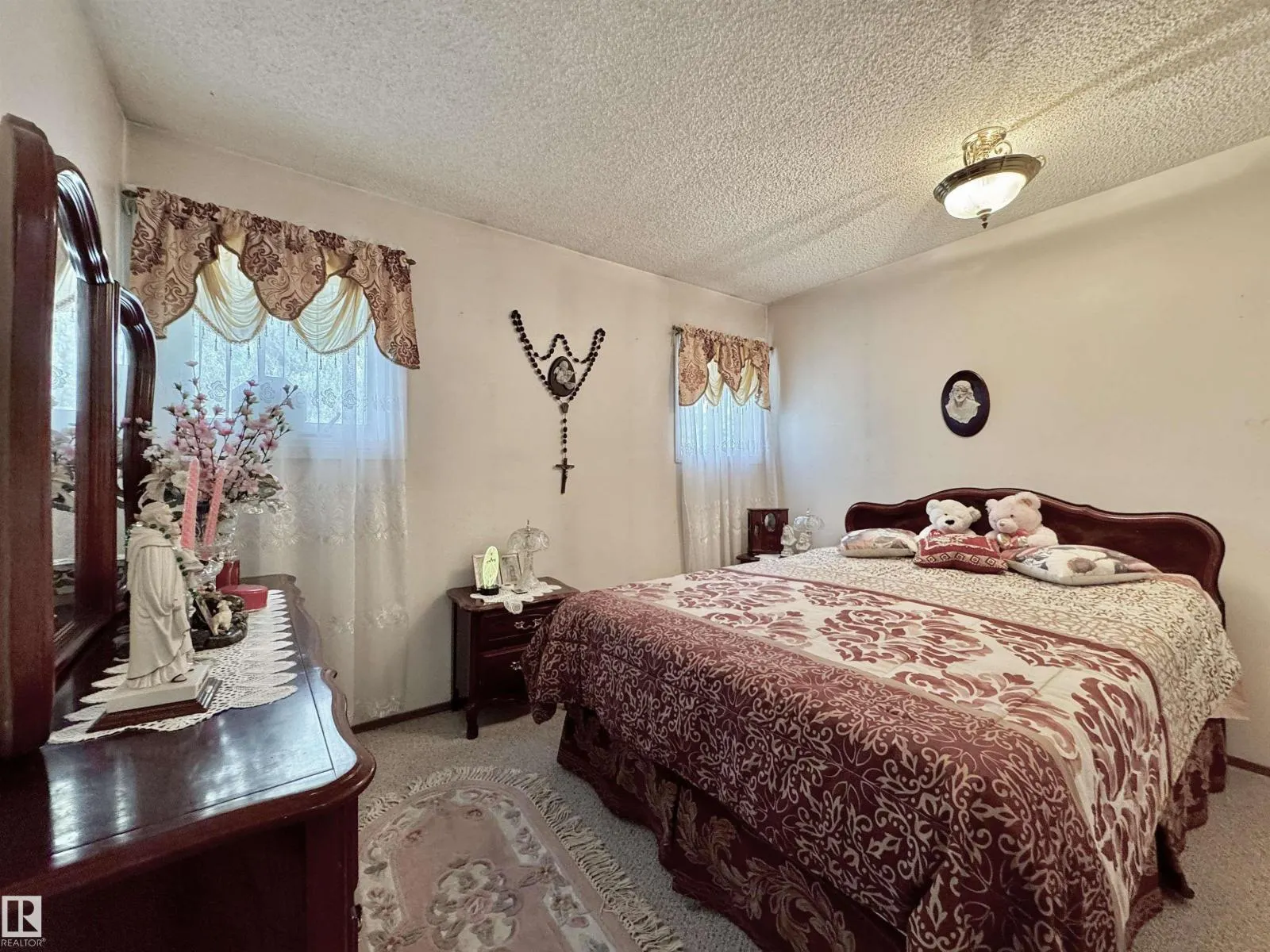 2303 139 AV NW