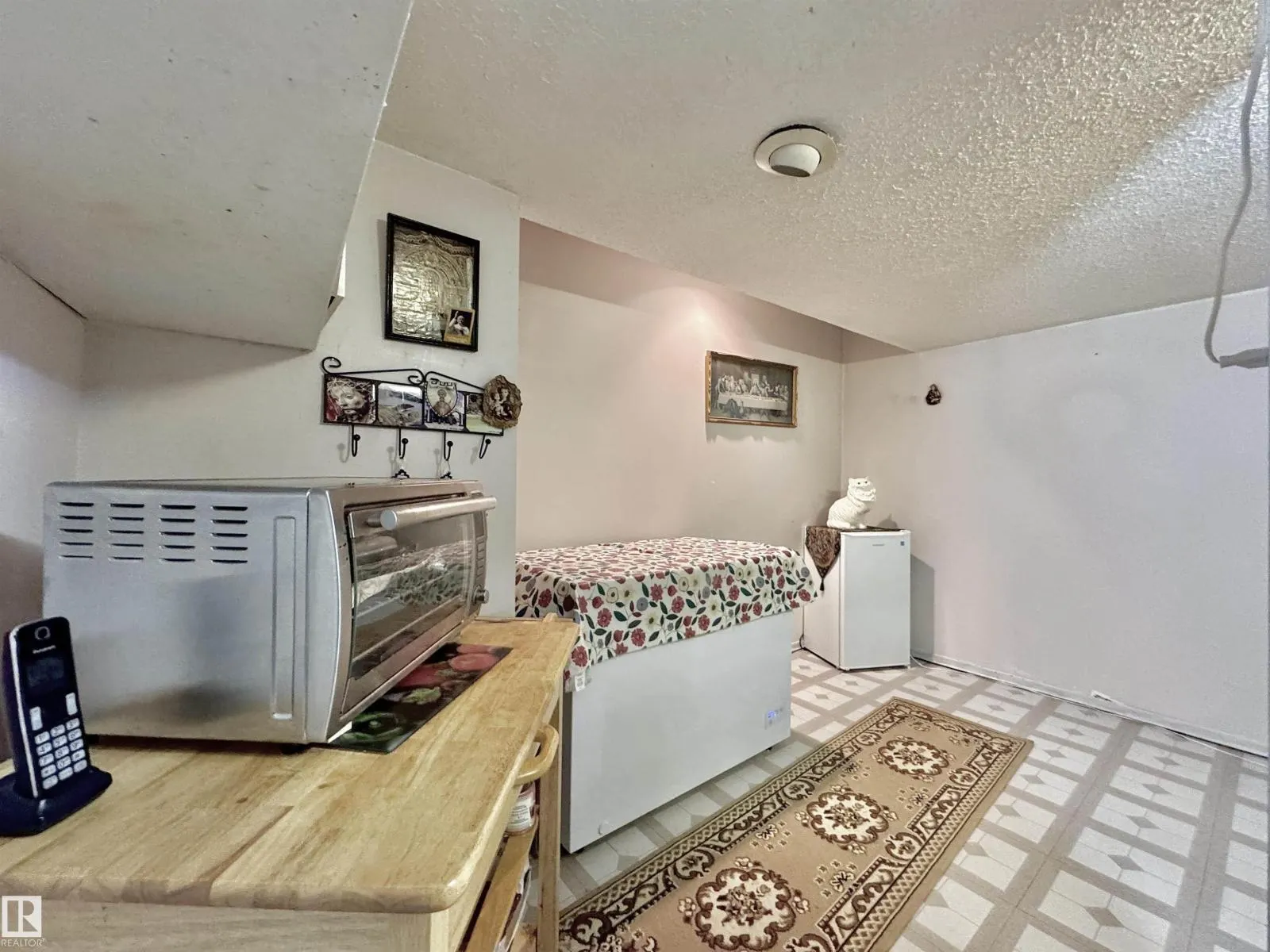 2303 139 AV NW