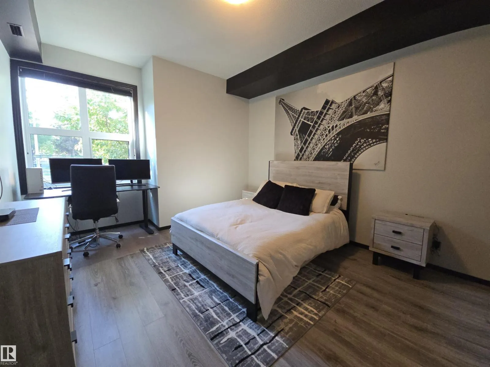 #106 10531 117 ST NW