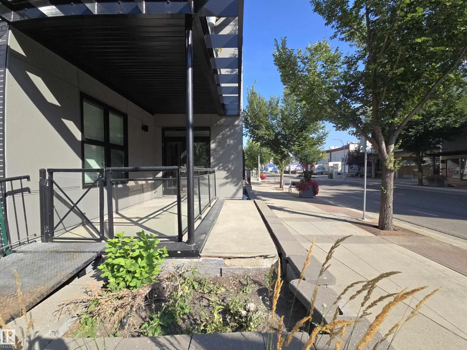 #106 10531 117 ST NW
