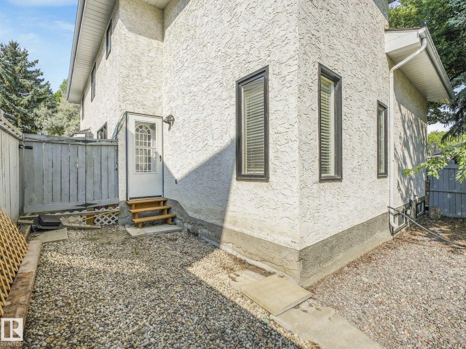 436 OLSEN CL NW