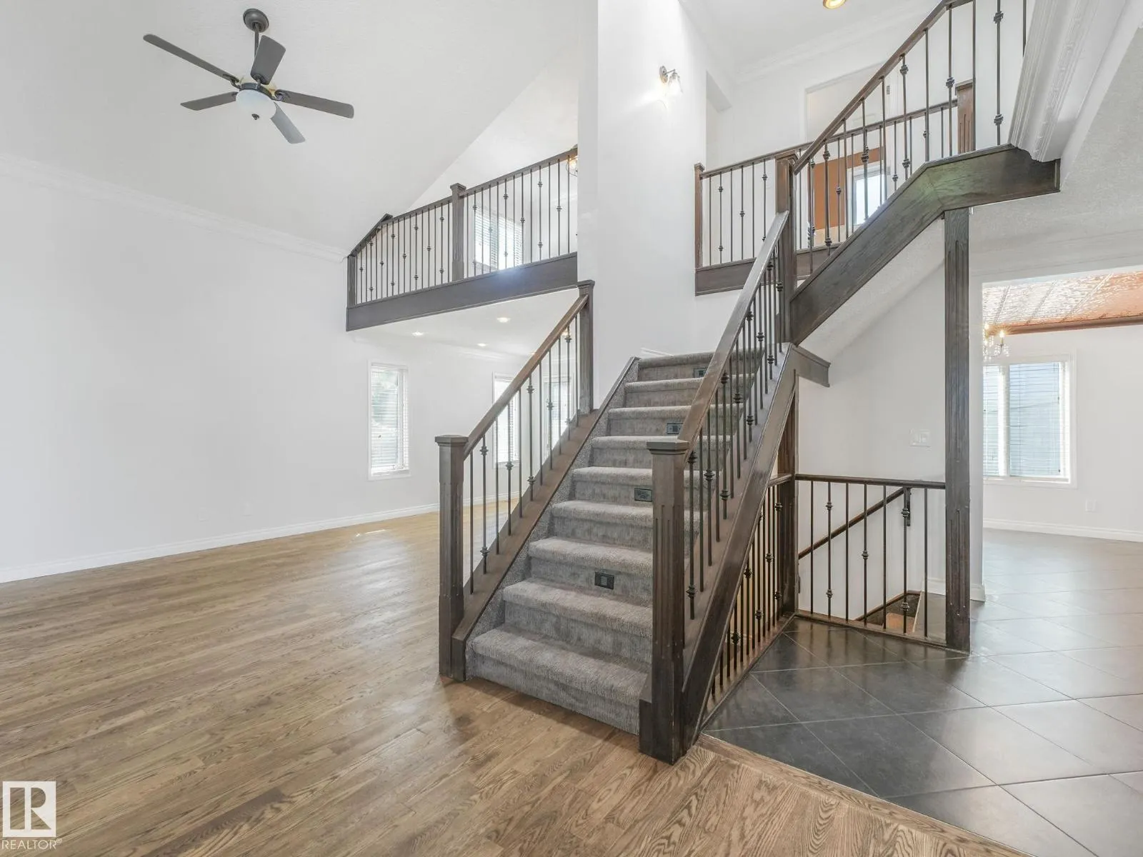 436 OLSEN CL NW