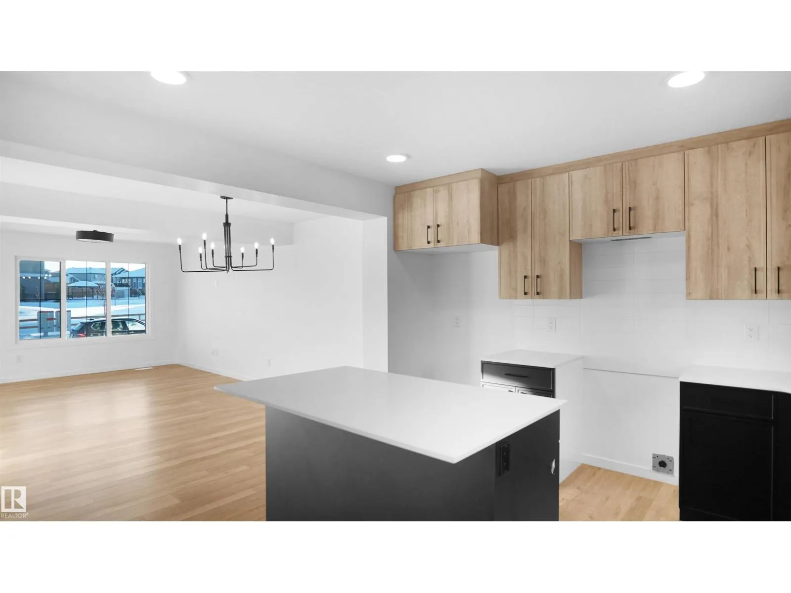 240 Savoy CR