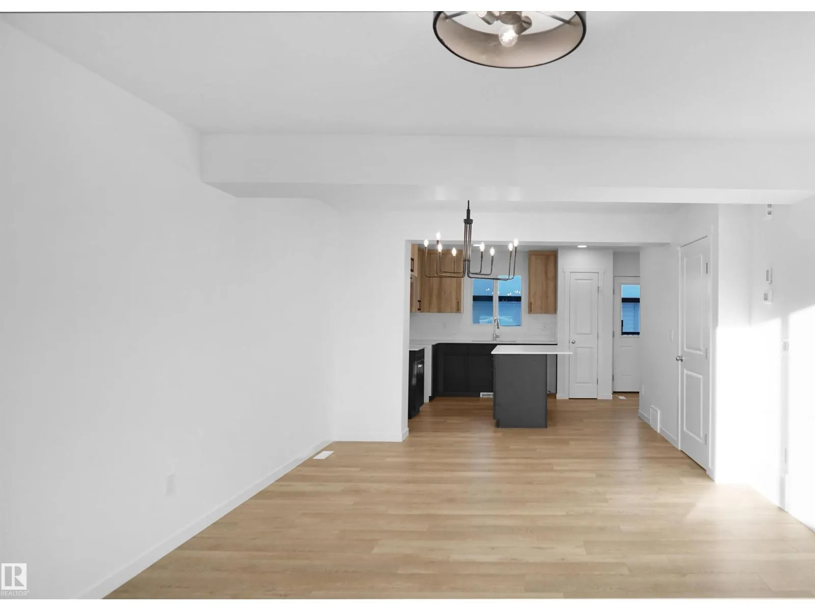 240 Savoy CR
