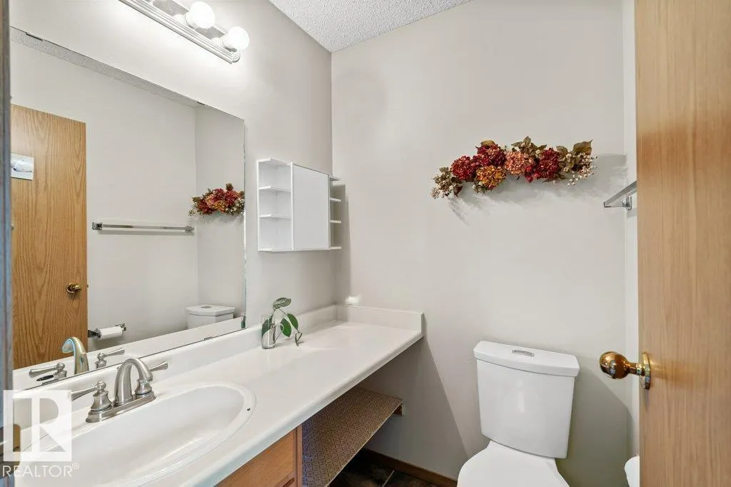 10429 28A AV NW
