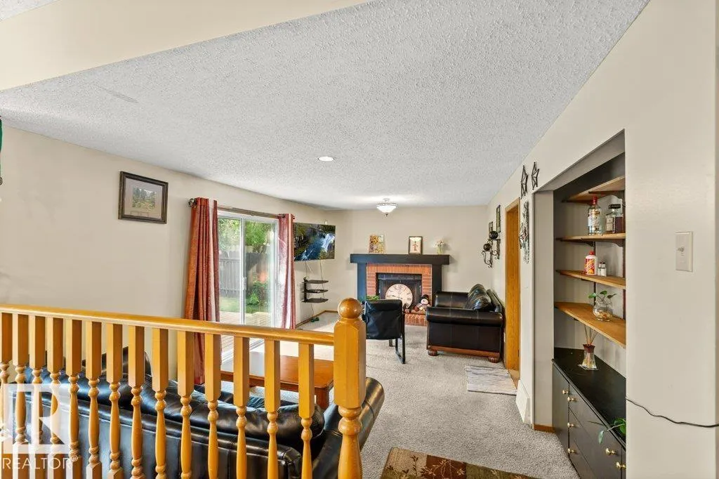 10429 28A AV NW