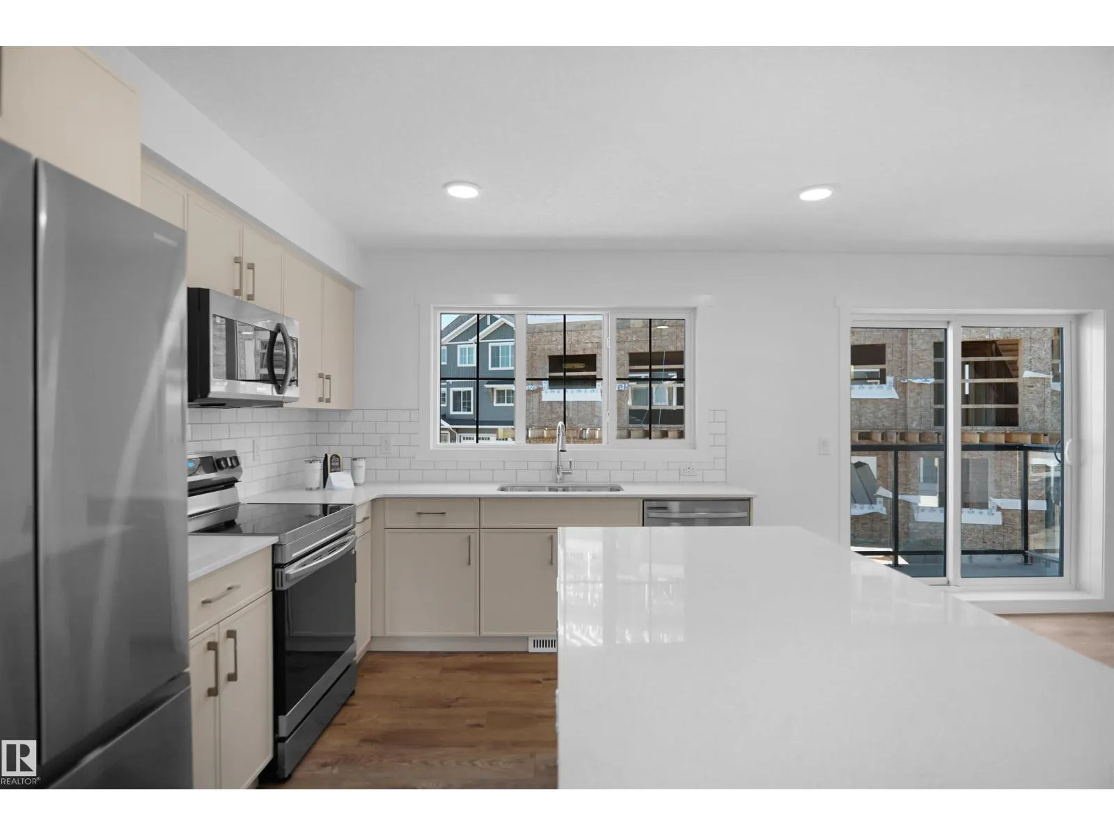 #79 1025 Secord PM NW