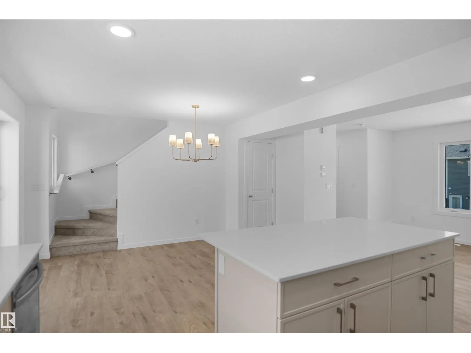 #79 1025 Secord PM NW