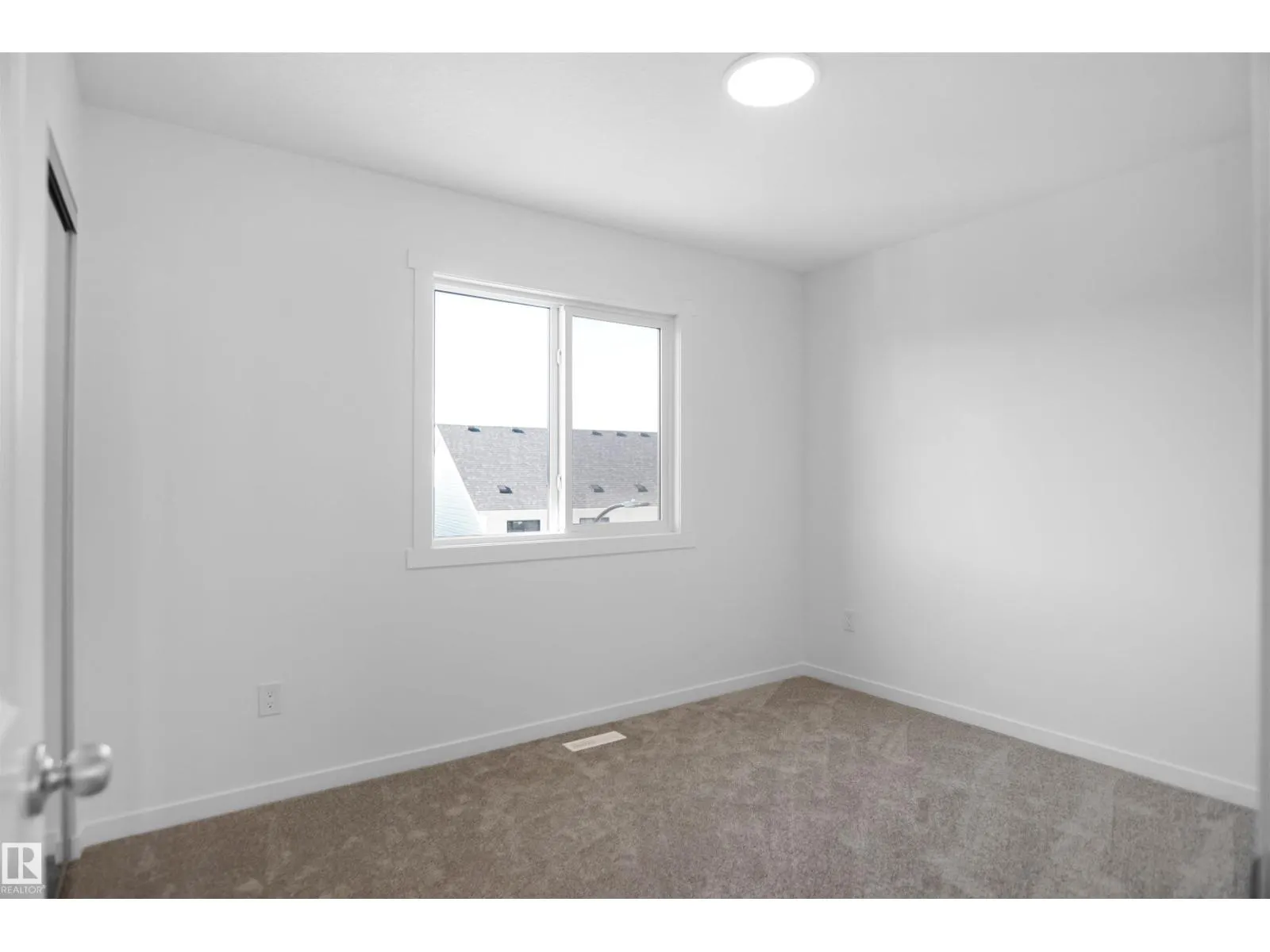 #79 1025 Secord PM NW
