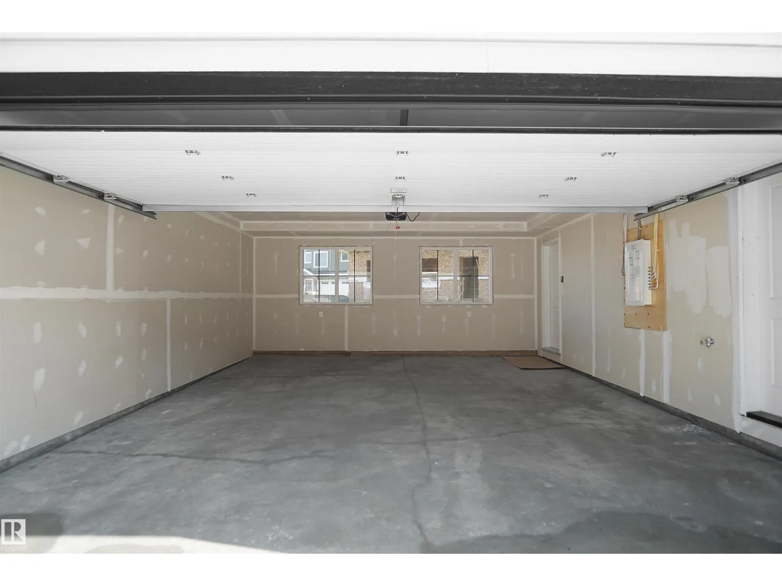 #79 1025 Secord PM NW
