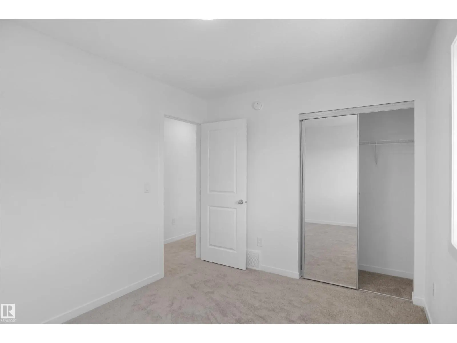 #79 1025 Secord PM NW