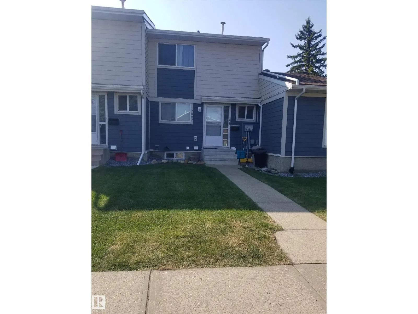 17005 100 ST NW