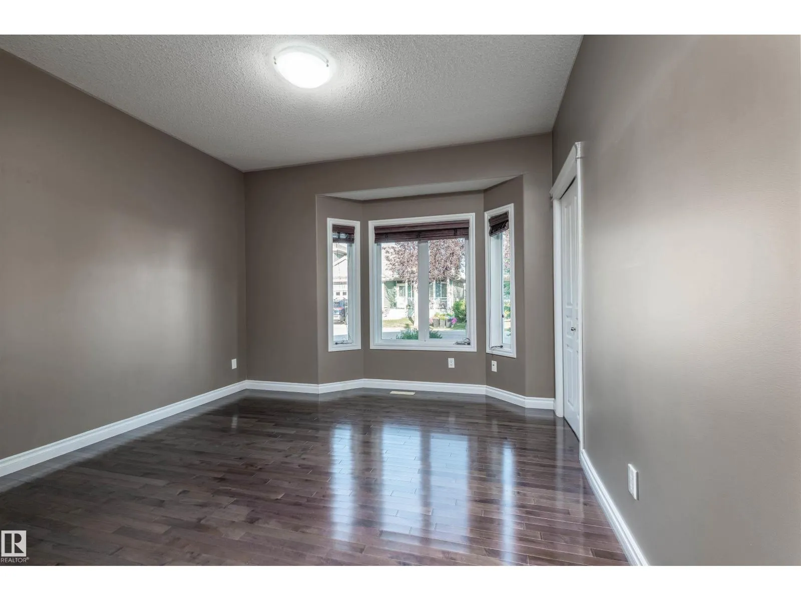 #123 102 WEST HAVEN DR