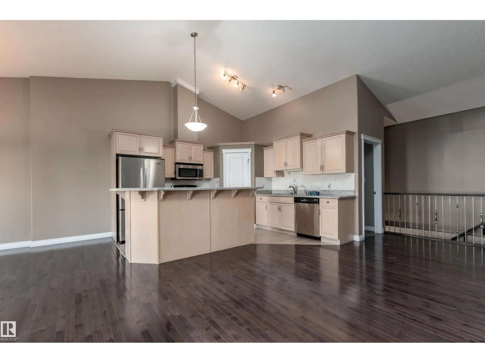 #123 102 WEST HAVEN DR