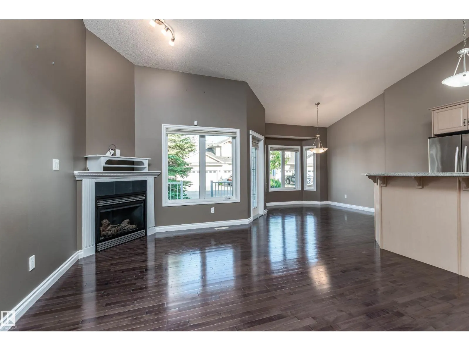 #123 102 WEST HAVEN DR