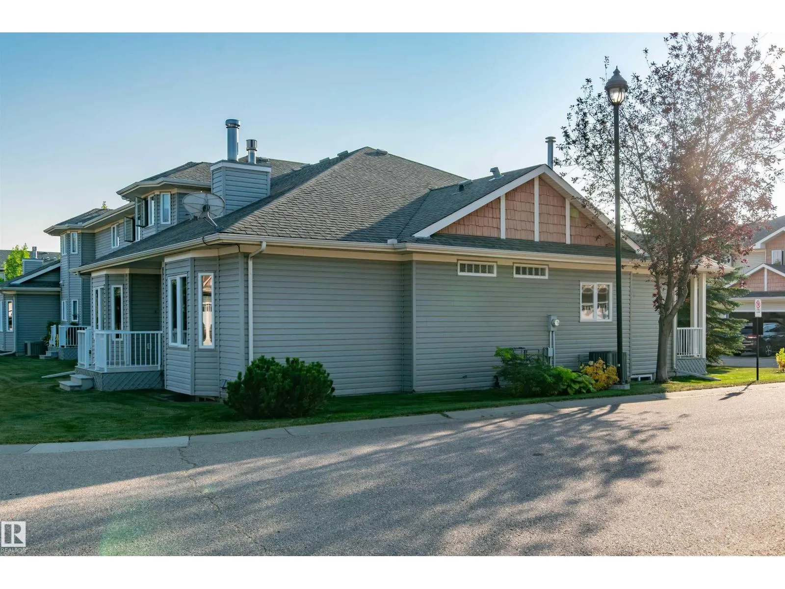 #123 102 WEST HAVEN DR