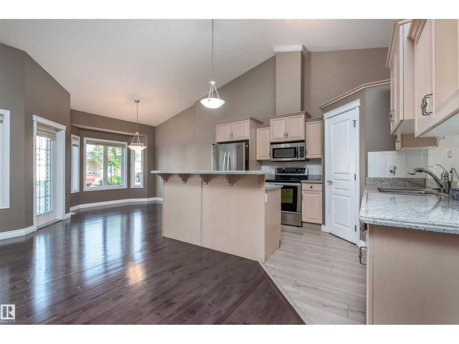 #123 102 WEST HAVEN DR