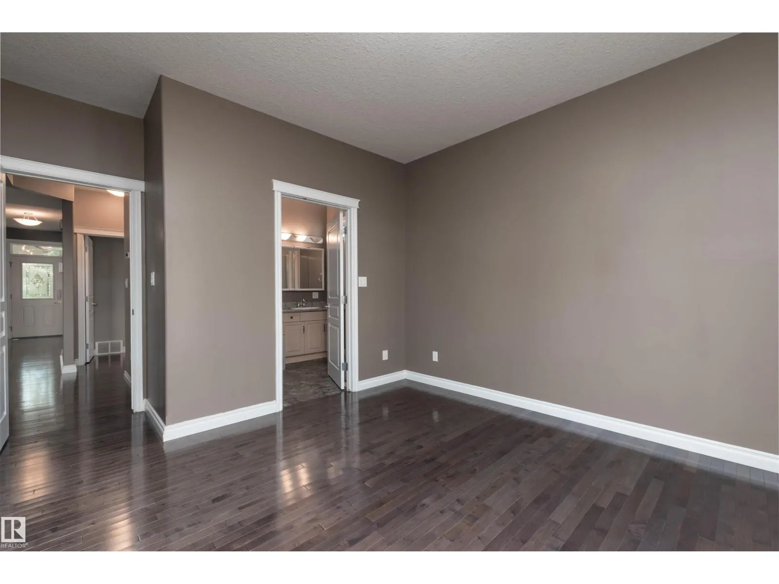 #123 102 WEST HAVEN DR